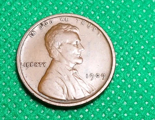 1909 Lincoln Cent- Extra Fine - Album Coin  # 1070