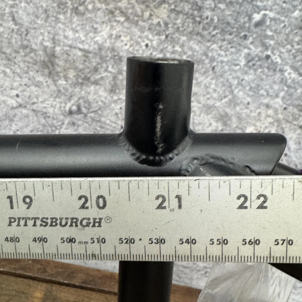 GT BMX Bike Frame T12 14mm Dropout 21in Top Tube Freestyle 20in Wheel - Image 4 of 4