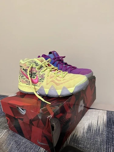 Kyrie 4 Confetti Youth, Perfect Condition Still In Box! Grab Them Now!