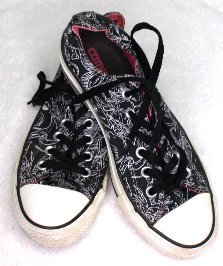 Size 7 - Converse Chuck Taylor All Star Pro Low Black Skull Floral