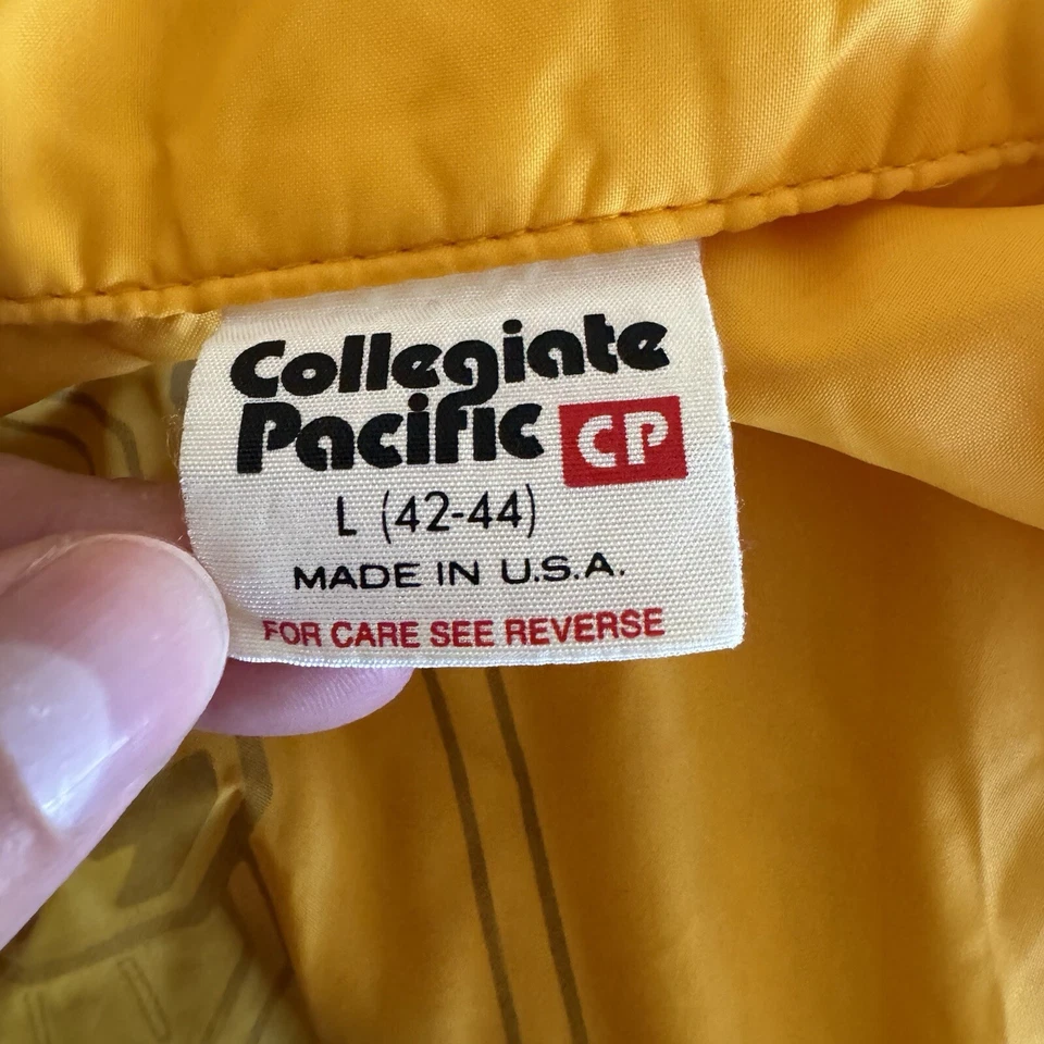 Vintage 70s San Diego Collegiate Pacific Nylon Jacket - Image 4 of 4