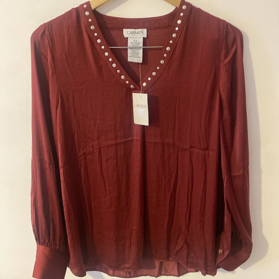CARMEN MARC VALVO Cranberry Studded Blouse Size Small/Petite MSRP $68 NEW - Image 4 of 4