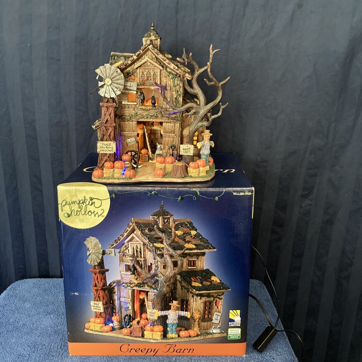 Lemax Creepy Barn Lighted Building Pumpkin Hollow Collection 2005