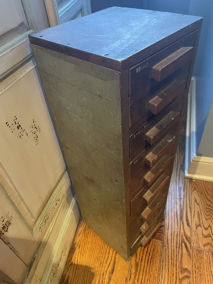 Armario de madera vintage con 9 cajones - 10” X 10” X 31” - muy bueno Foto 2 de 4