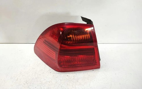 BMW 3 Touring E91 Rücklicht hinten links 7160061 2.00 Petrol 2007 33640043