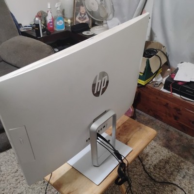 HP Pavilion 24-r014 23.8