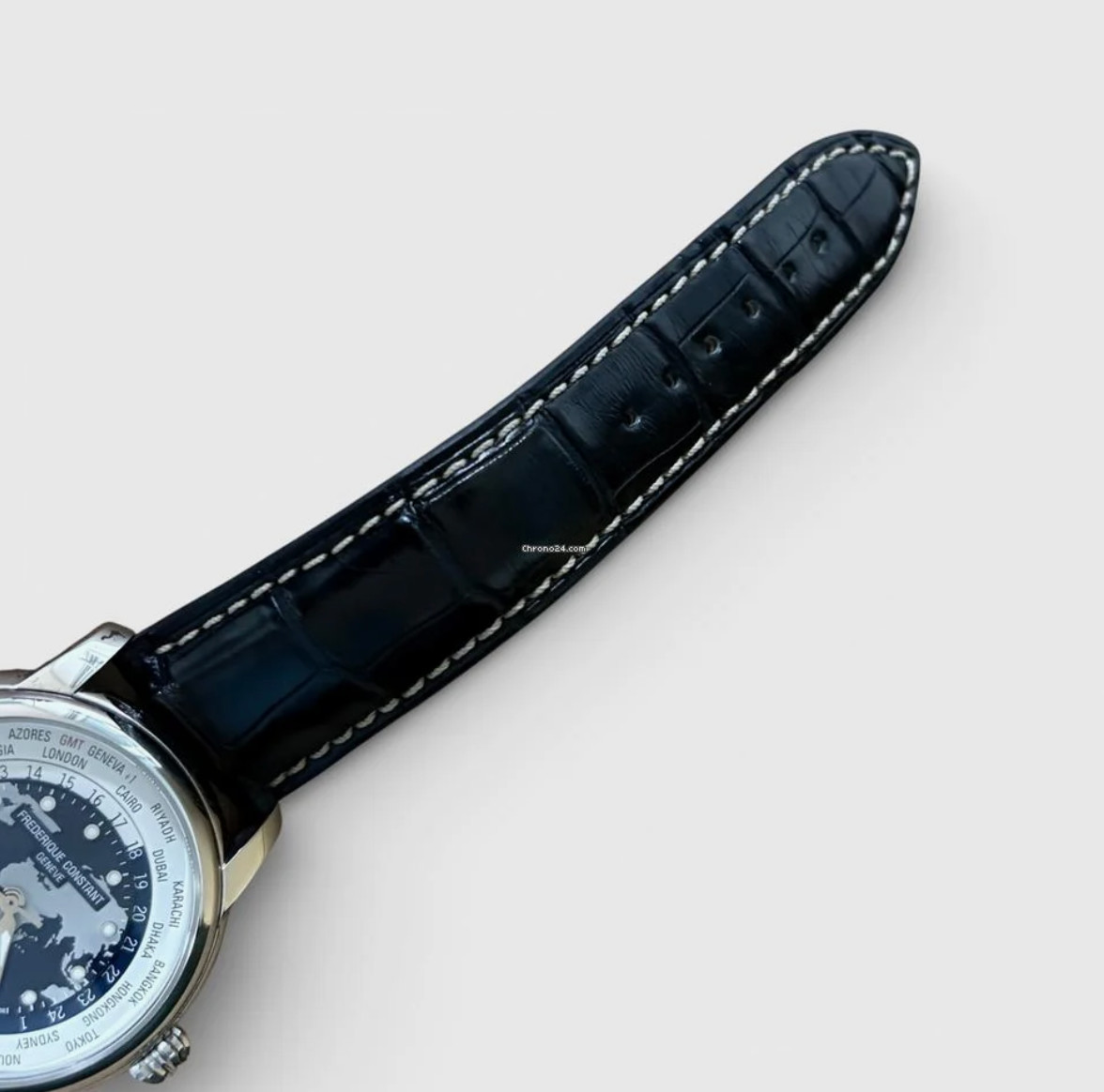 Frederique Constant Classics Worldtimer Manufactu… - image 6