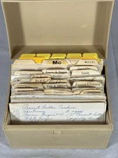 Vintage AICO Plastic Recipe Box w/ ~100 Handwritten Recipe Cards & Dividers