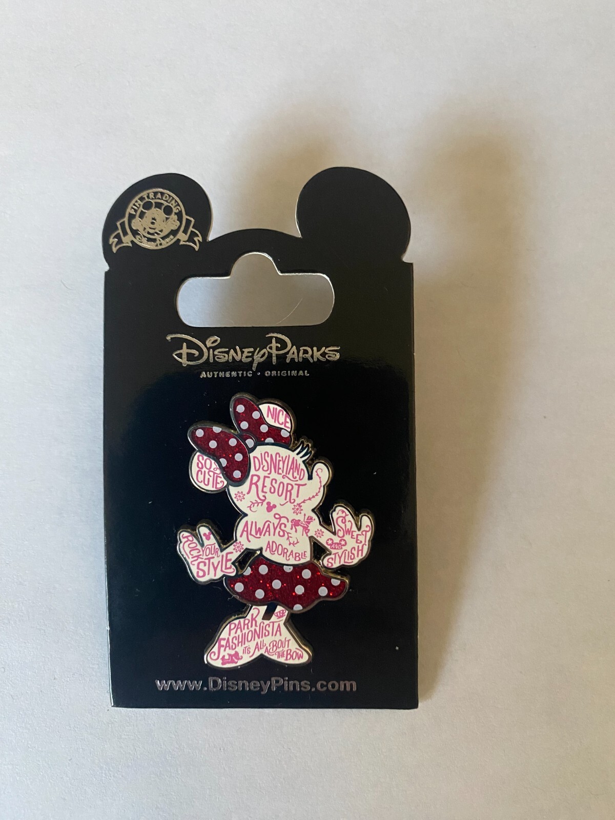DLR Minnie Mouse Rock the Dots Word Filled Fashionista Disney Pin