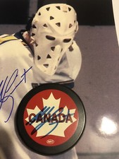 St. Louis BLUES Mike LIUT #1 Signed TEAM CANADA PUCK Holo & COA Fan FAVORITE!