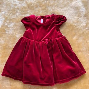 h and m red velvet dress