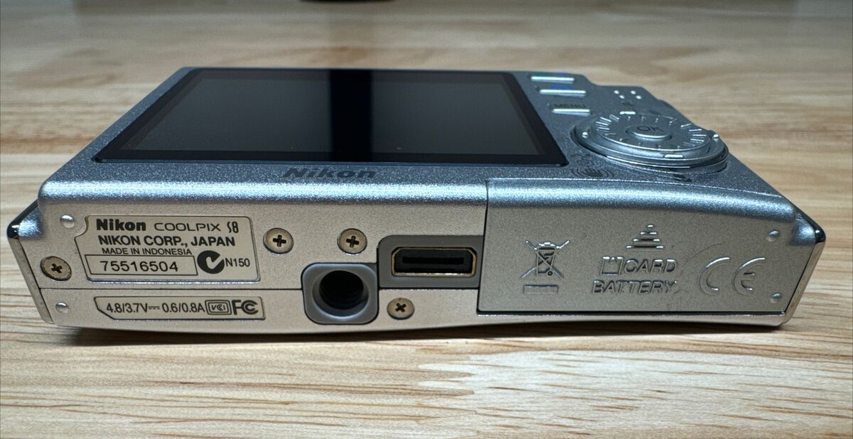 Nikon COOLPIX S8 Silver Digital Camera 7.1MP 1/2.5 Nikon COOLPIX S8 Silver Digital Camera 7.1MP 1/2.5