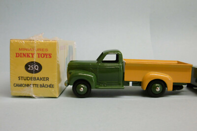 Atlas - Dinky Toys - 1:43 - 4 camions Studebaker et 1 - Catawiki