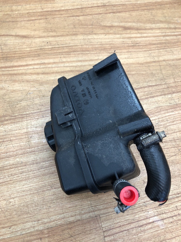 0408 OEM Volvo XC90 Power Steering Reservoir Tank eBay
