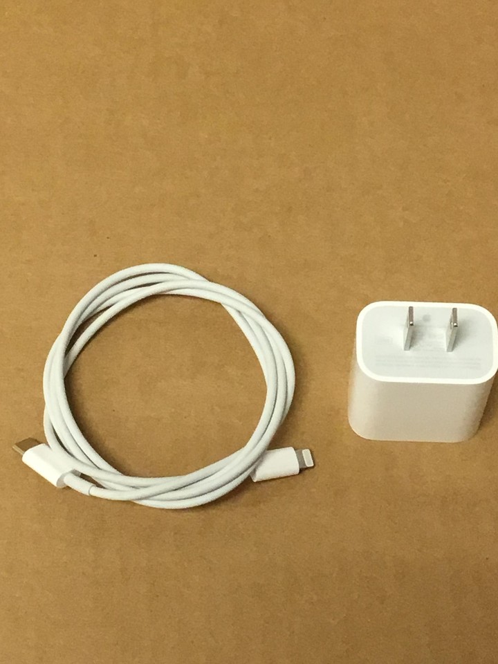 APPLE USBC A2305 Power Adapter 5V 3AMP 20W+ Usb C Iphone Cable