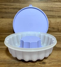 Vtg TUPPERWARE Jel-N-Serve Jello Mold Ice Ring 3 Pc 1202 LILAC PURPLE & LID