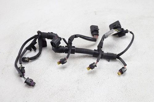 Fuel injector wires