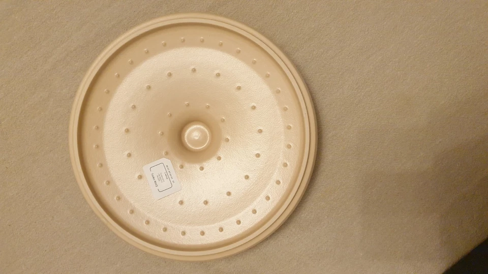 New Emile Henry France Sublime Dutch Oven Creme Color 4-Quart Elegant Cookware - Image 4 of 4