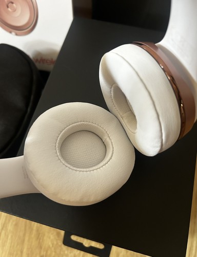 GENUINE Beats by Dr. Dre Solo3 Wireless Headband Headphones - Rose Gold - Picture 9 of 13