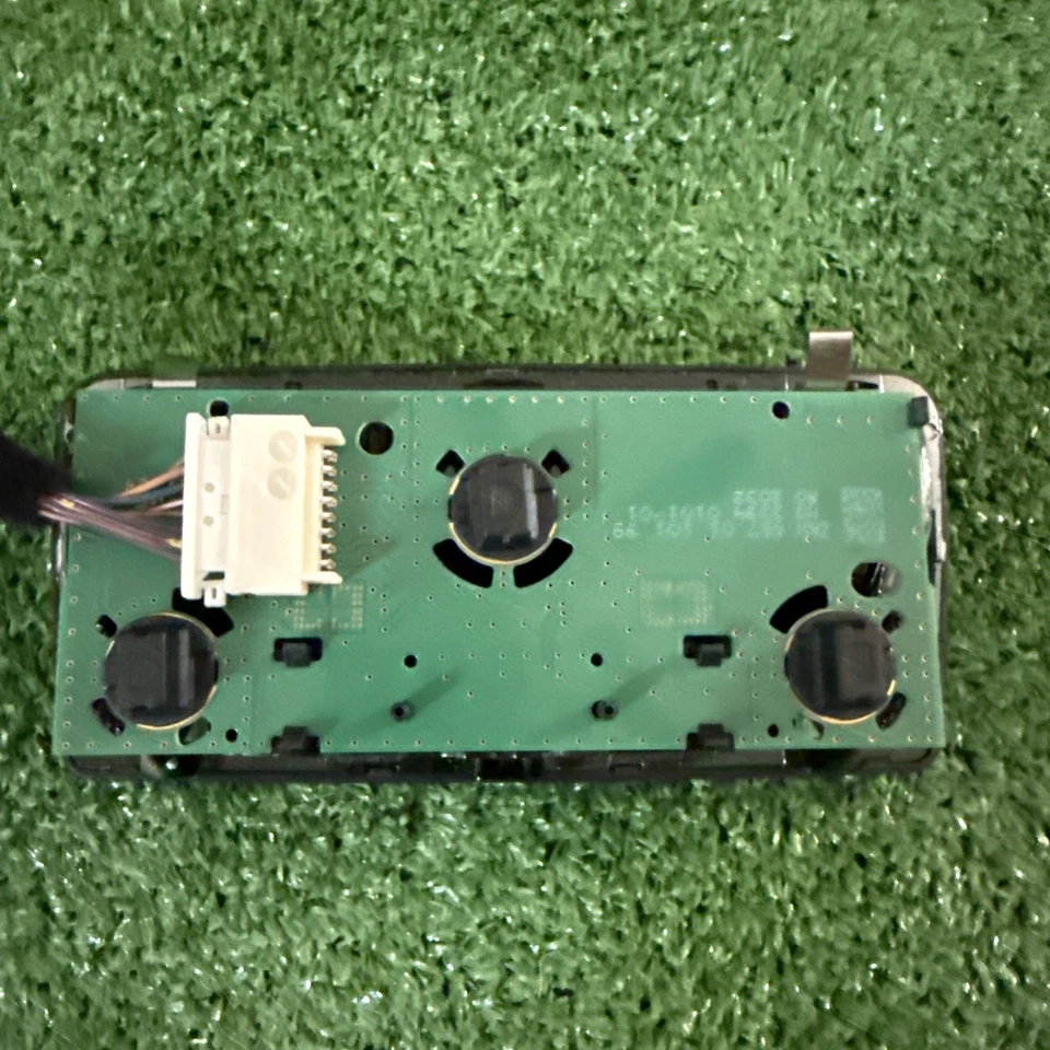 BMW 535I XDRIVE 2011-2016 - DOMO TRASERO luz de lectura 9240763 Foto 3 de 4