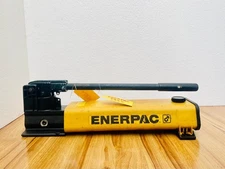 Enerpac P842 Hydraulic Hand Pump For Double Acting Cylinder 700Bar/10,000Psi