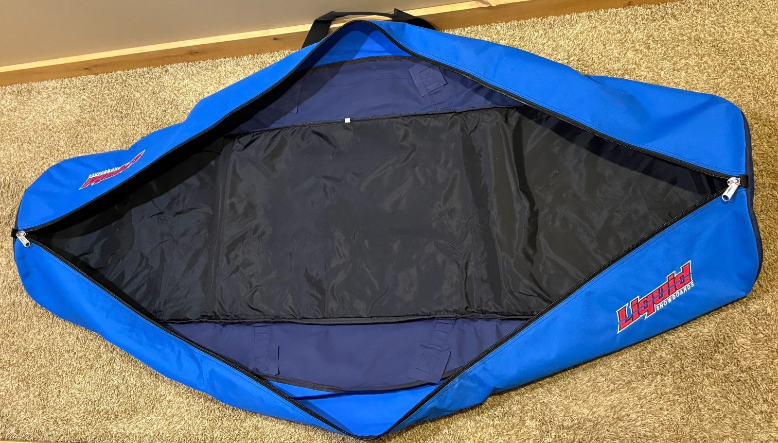 Liquid Snowboards padded Bag  165 cm blue Carrying Handle Shoulder Strap NEW