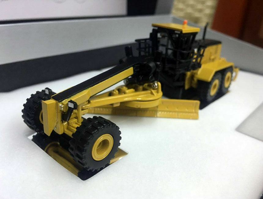 Diecast Trucks DieCast Masters 85539 1:125 Caterpillar 24M Elite