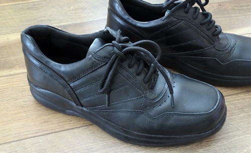 Men's Size 12M Easy Spirit Odyssey Black Laced Up Tennis Walking Shoes Sneakers - Picture 3 of 8