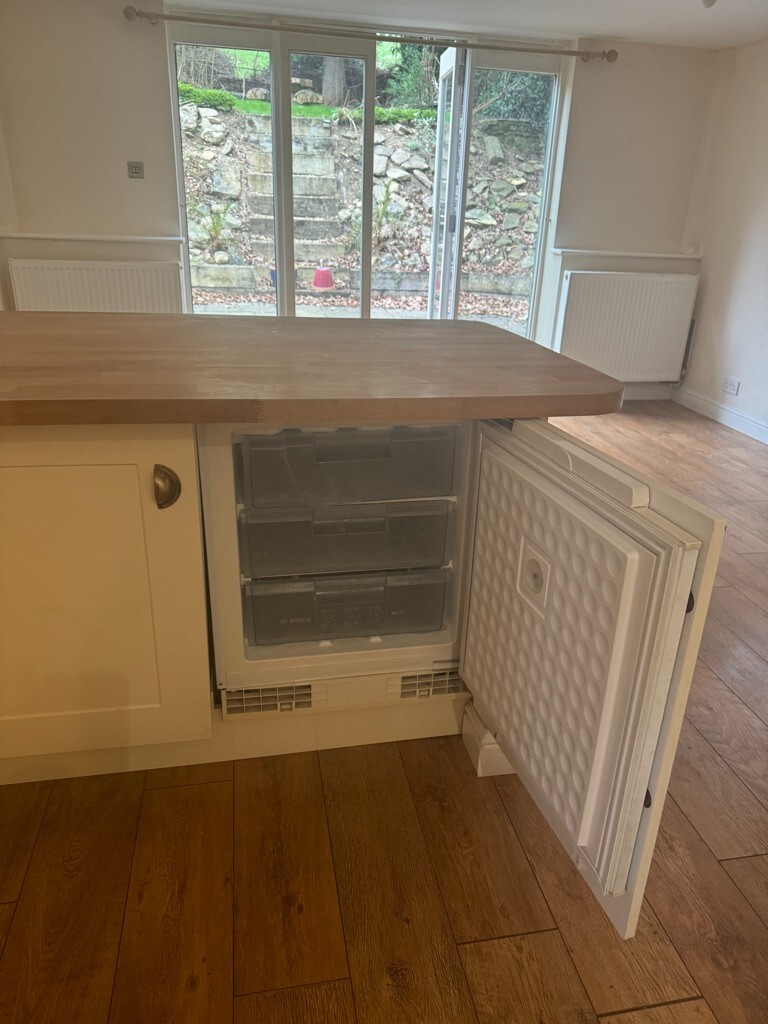 BOSCH under counter integrated fridge and separate freezer both 60cm wide eBay