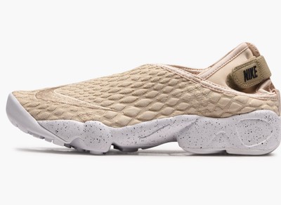 nike rift wrap se