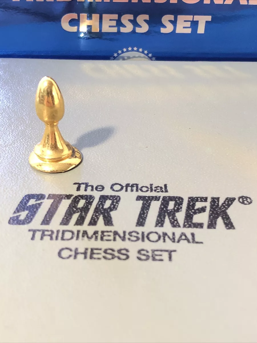 Star Trek Tridimensional 3D Chess Gold Pawn. Single Piece. 1994