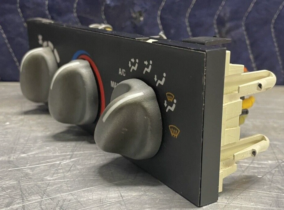 1996 - 1998 Pontiac Grand Am Heater Control Switch W/AC W/Rear Defrost 16268662 - Изображение 3 из 4