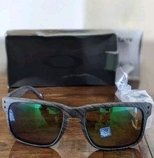Oakley Holbrook Woodgrain Prism Shallow Water Polar