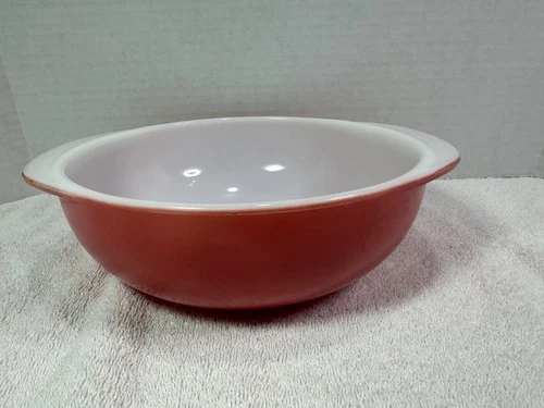 Vintage PYREX Pink Flamingo #024 Mixing Serving Bowl 2 Quart Handles Bright MCM