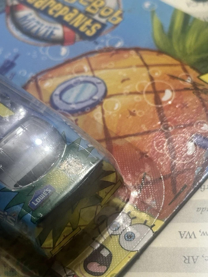 New 2004 NASCAR Lowes Racing Kyle Busch 1 64 SpongeBob Movie Die-cast Car - Image 3 of 4