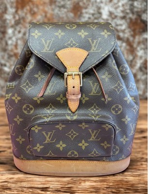 LV Louis Vuitton authentic Montsouris  MM  Backpack  Monogram Leather Vintage