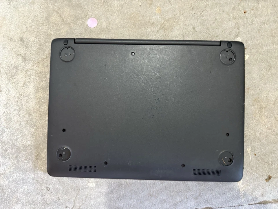 Spares Or Repairs HP Chromebook 11.6-inch Laptop Screen - Image 2 of 4