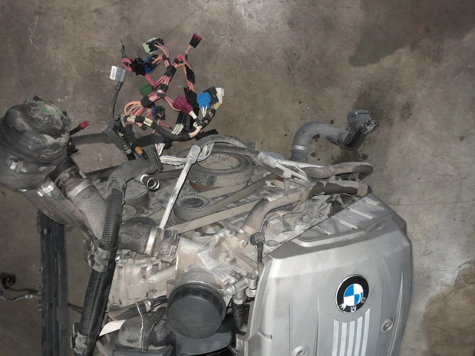 2006 BMW 325I OEM Engine Motor N52 3.0L 6 Cylinder RWD 82k miles Foto 4 de 4