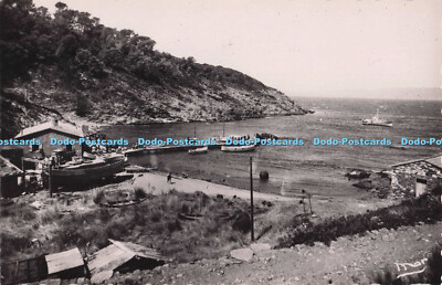 R696874 Ile du Levant. Var. Le Port du Grand Avis. Mar. RP