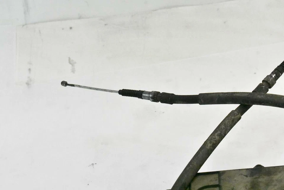 2007 BMW X5 (E70) MOTOR DE ATUADOR DE FREIO DE ESTACIONAMENTO ELETRÔNICO DE EMERGÊNCIA com CABOS - Imagem 2 de 4