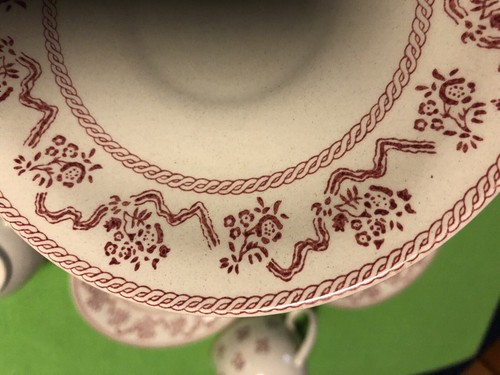 Johnson Brothers Laura Ashley Petite Fleur Cups and Saucers Set of 4 Burgandy - Picture 11 of 13