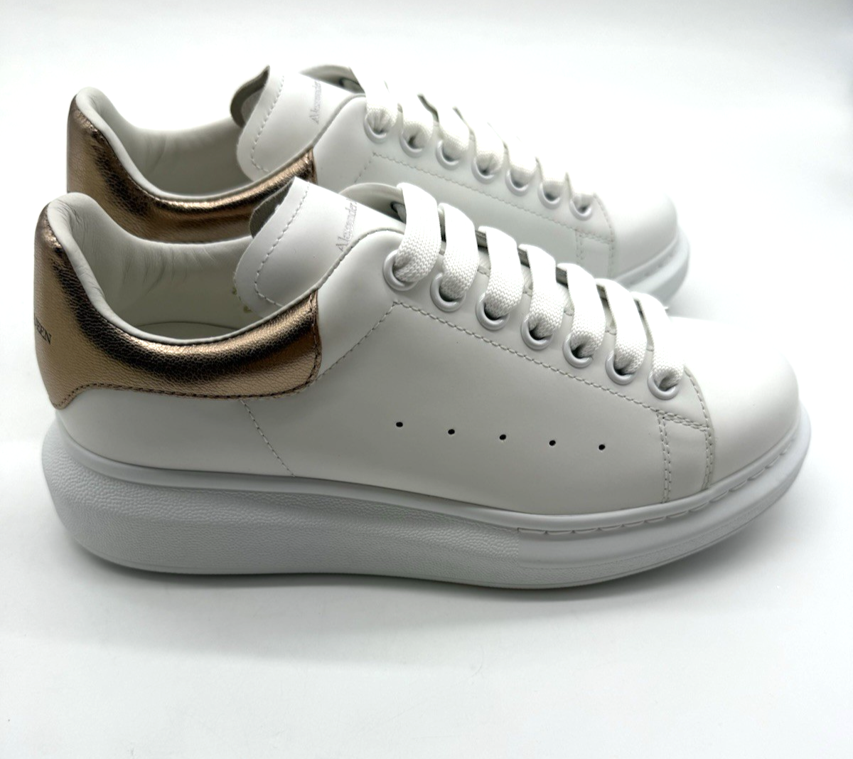 AUTHENTIC Alexander Mcqueen Women