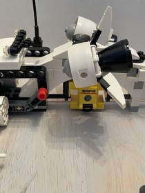 LEGO Set 5971 Space Police Gold Heist with 2 minifigures And Ship