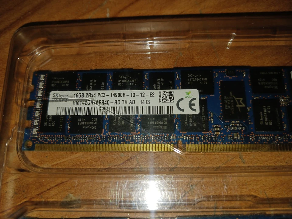 SK Hynix 32GB (2 x 16GB) PC3-14900R DDR3 1866MHz ECC Registered Server RAM - Image 3 of 4