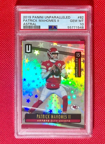 PATRICK MAHOMES Panini Unparalleled Silver Holo Refractor /200 KC Pop 1/6 PSA 10