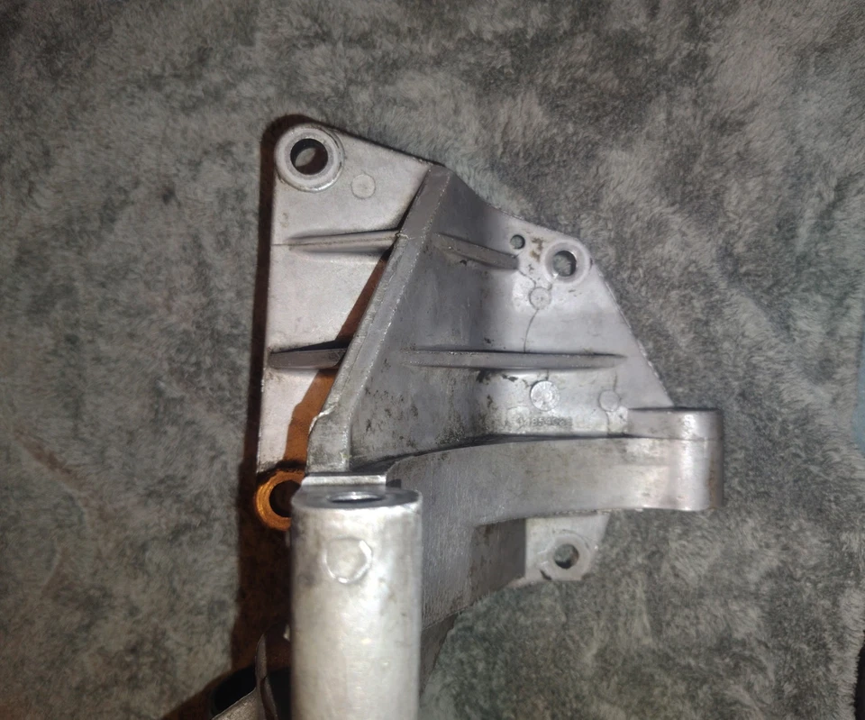 Polea de soporte de motor alternador tensor de correa para Jeep Grand Cherokee WJ 99-04 4.0 Foto 3 de 4