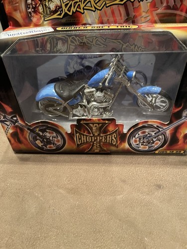 West Coast Choppers Diablo Soft Tail BLUE 1:18 Die Cast Jesse James - Picture 3 of 3