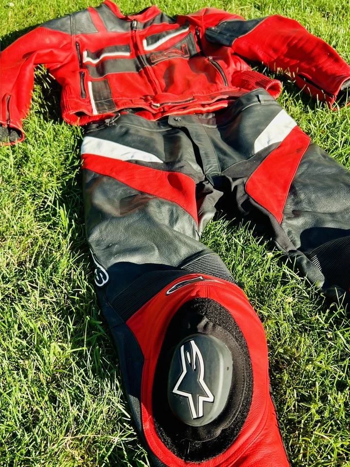 Vintage AGV Alpinestars Apex Red Leather Motorcycle Racing Suit/Size LG-XL/Armor - Imagem 2 de 4