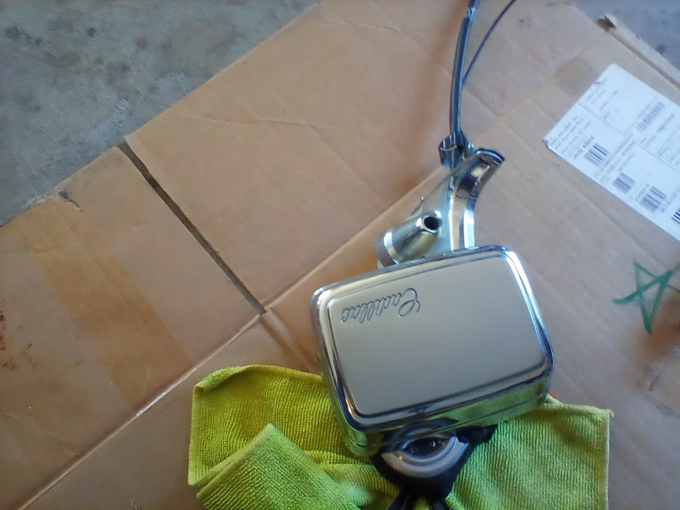 Espejo retrovisor delantero izquierdo Cadillac Fleetwood 1977-79 lado del conductor OEM Foto 4 de 4