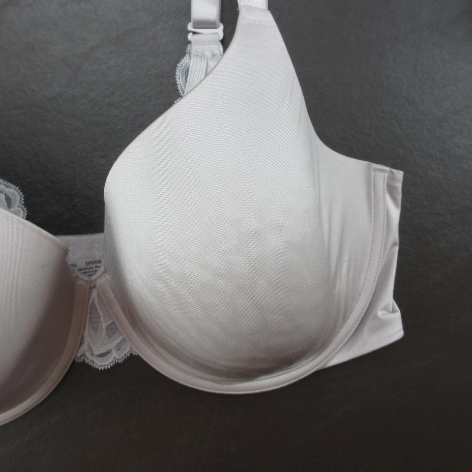 Sujetador Bali Talla 38D Púrpura Acolchado Con Aros Cierre Ajustable Espalda Foto 4 de 4